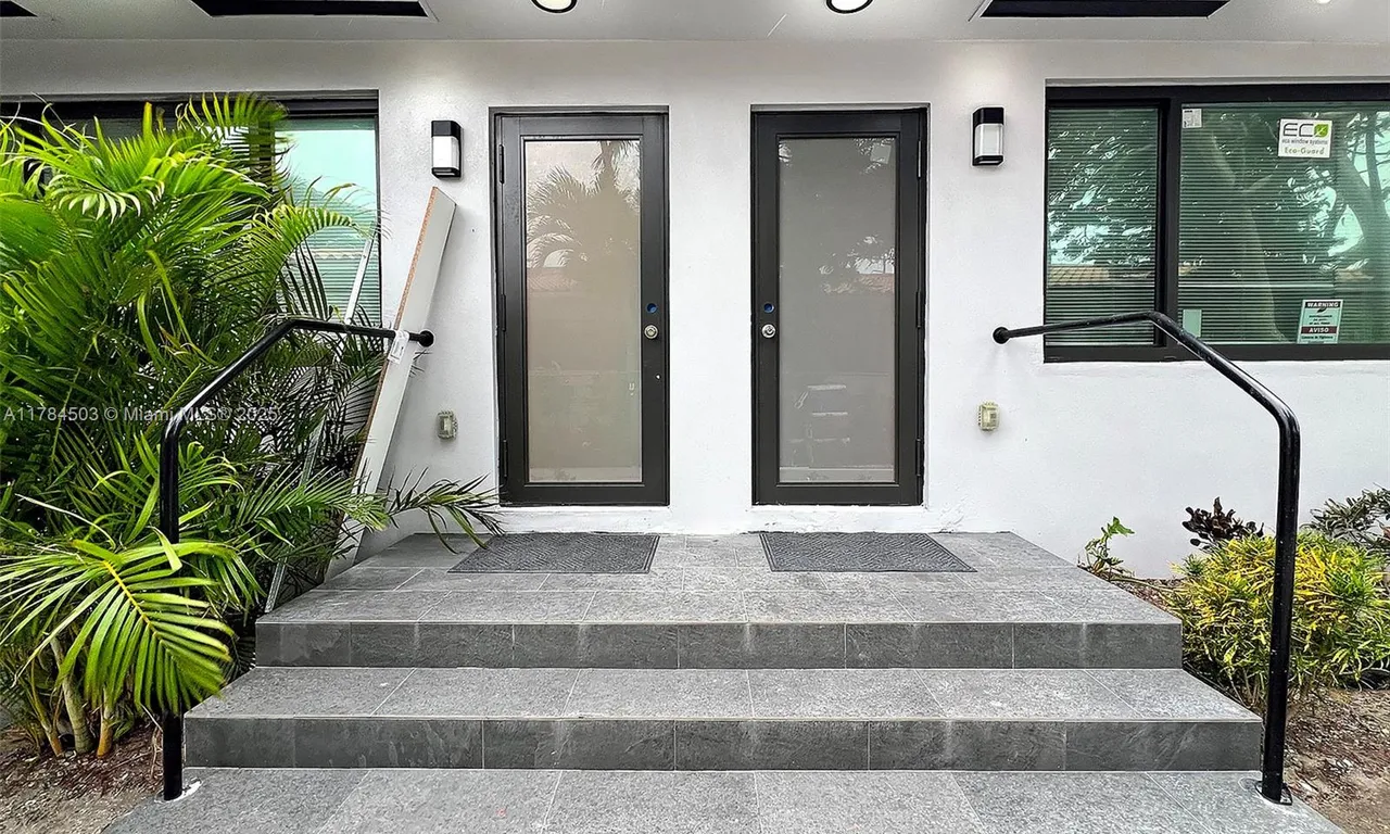 8333 Harding Ave # 2, Miami Beach FL 33141