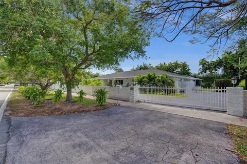 7360 SW 120th St, Pinecrest FL 33156