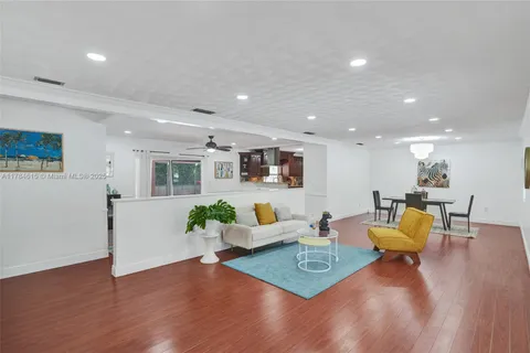 7360 SW 120th St, Pinecrest FL 33156