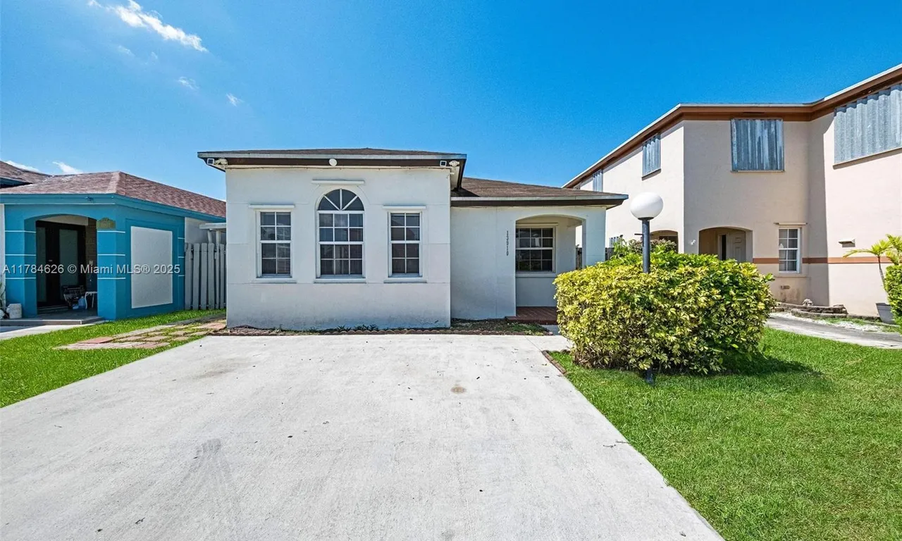 13910 SW 160th Ter, Miami FL 33177