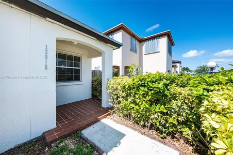13910 SW 160th Ter, Miami FL 33177