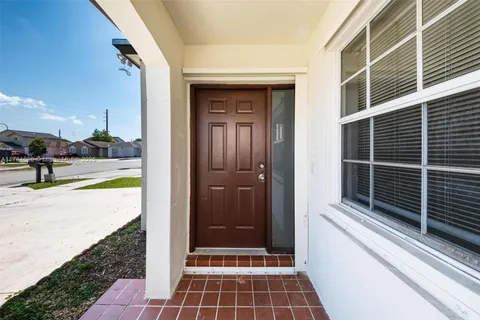 13910 SW 160th Ter, Miami FL 33177