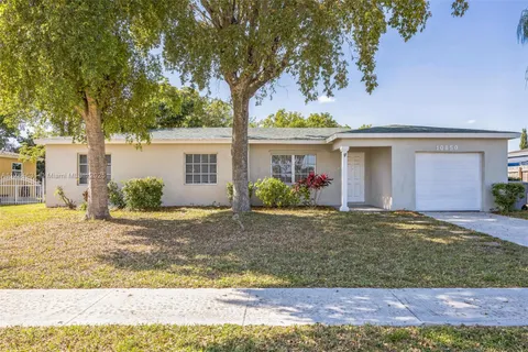 10850 Eureka St, Boca Raton FL 33428