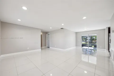 10850 Eureka St, Boca Raton FL 33428