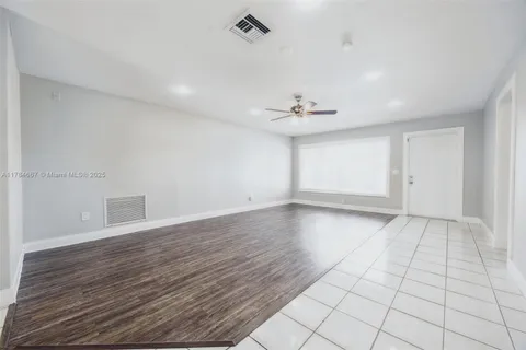 22188 SW 59th Ave, Boca Raton FL 33428