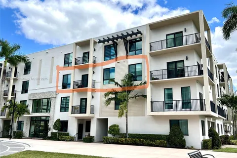 4725 NW 85th Ave # 35, Doral FL 33166
