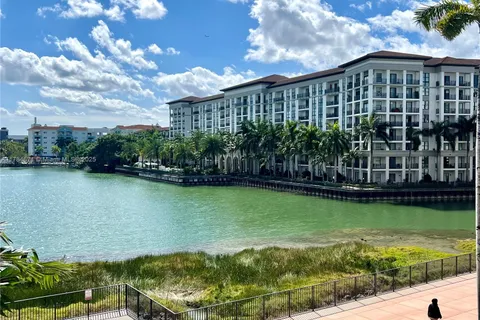 4725 NW 85th Ave # 35, Doral FL 33166