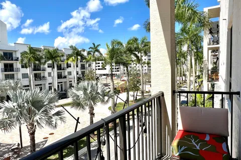 4725 NW 85th Ave # 35, Doral FL 33166