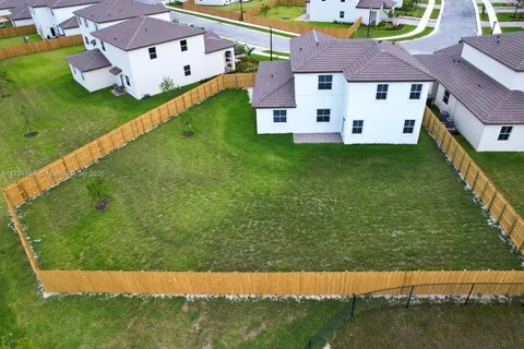 2727 SE 23rd Ter, Homestead FL 33035