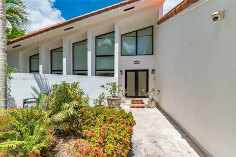 10204 SW 96th Ct, Miami FL 33176