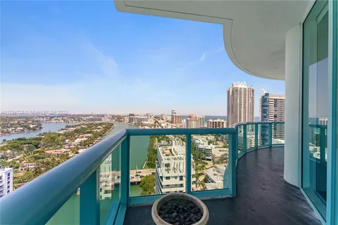 6000 Indian Creek Dr # 2501, Miami Beach FL 33140