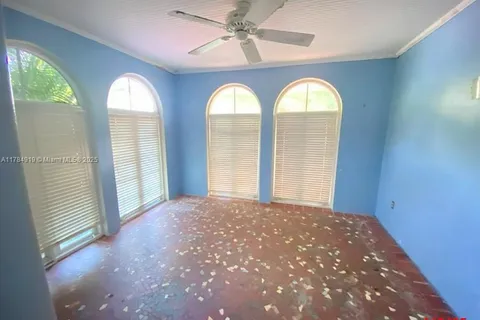 1722 Jefferson Ave, Miami Beach FL 33139