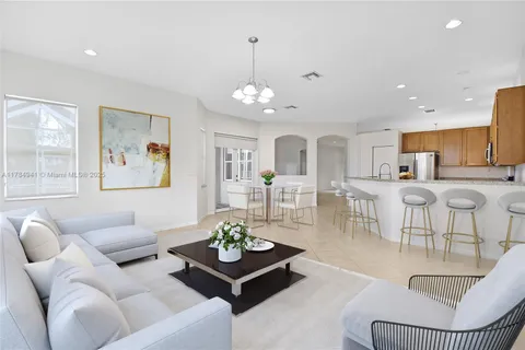 4339 W Whitewater Ave, Weston FL 33332