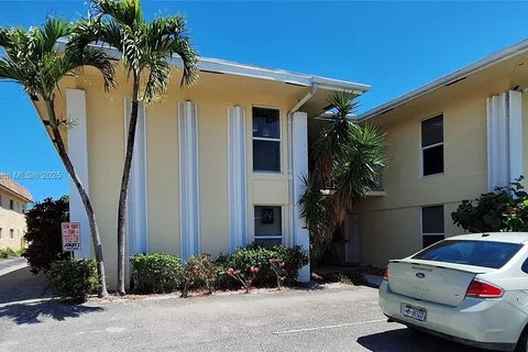 733 Hummingbird Way # 6, North Palm Beach FL 33408