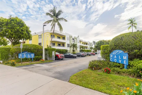 10795 SW 108th Ave # 103, Miami FL 33176