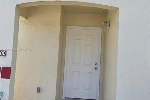 3200 San Remo Cir # 3200, Homestead FL 33035
