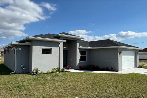 2012 NW 16TH TER, Cape Coral FL 33993