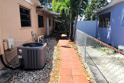 11530 SW 183rd St # 1, Miami FL 33157