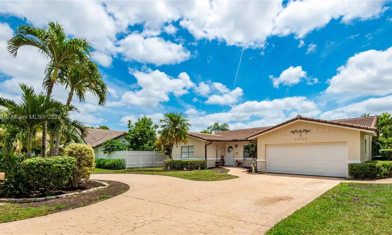11430 NW 39th Ct, Coral Springs FL 33065