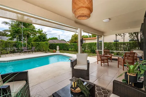 11430 NW 39th Ct, Coral Springs FL 33065