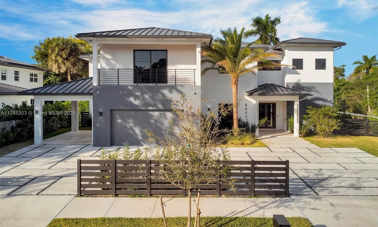 6401 SW 84th St, Miami FL 33143