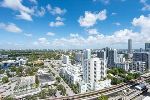60 SW 13th St # 2609, Miami FL 33130