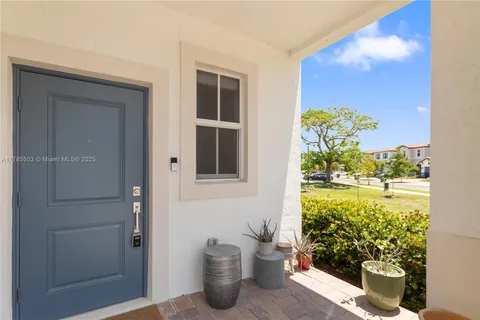 2453 NW 131st Cir, Miami FL 33167