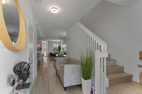 2453 NW 131st Cir, Miami FL 33167