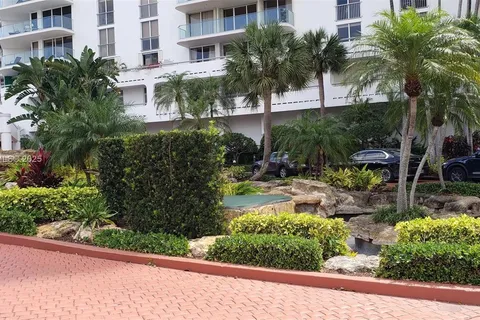 19707 Turnberry Way # 23D, Aventura FL 33180
