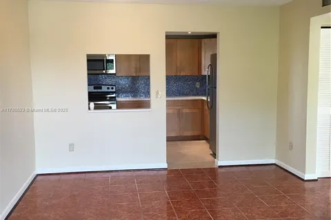 13725 NE 6th Ave # 301, North Miami FL 33161