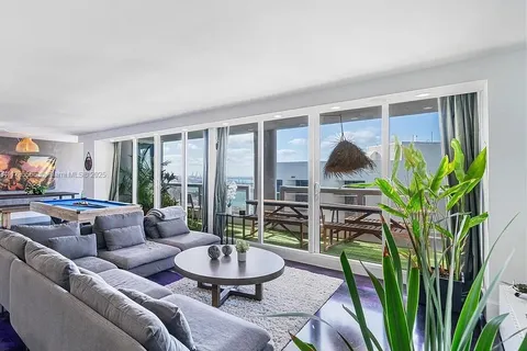 1717 N Bayshore Dr # 3545, Miami FL 33132