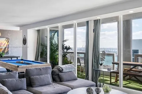 1717 N Bayshore Dr # 3545, Miami FL 33132