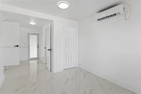 18420 NW 42nd Ave, Miami Gardens FL 33055