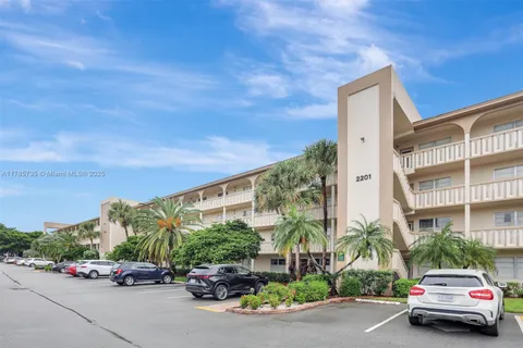 2201 Lucaya Bnd # K3, Coconut Creek FL 33066