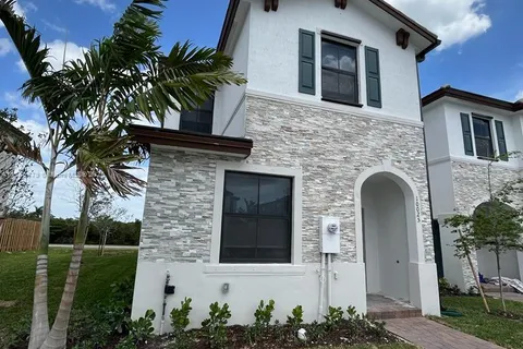 10025 SW 228th Ter # 10025, Miami FL 33190