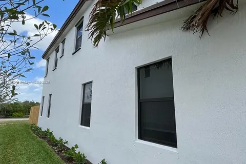 10025 SW 228th Ter # 10025, Miami FL 33190