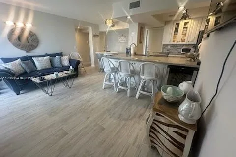 1050 SE 15th St # 500, Fort Lauderdale FL 33316