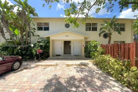 530 NE 15th Ct # 7, Fort Lauderdale FL 33304