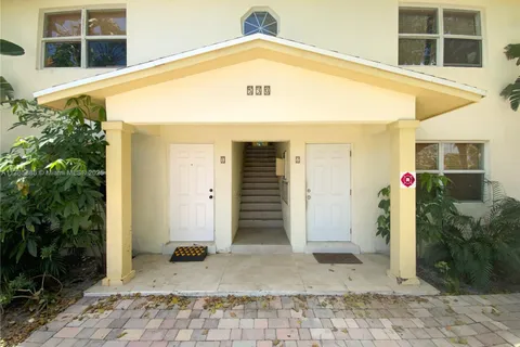 530 NE 15th Ct # 7, Fort Lauderdale FL 33304