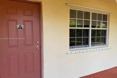 4063 SW 51st St # A, Dania Beach FL 33314