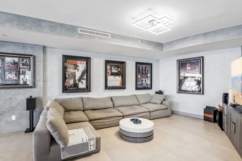 18555 Collins Ave # 5505, Sunny Isles Beach FL 33160