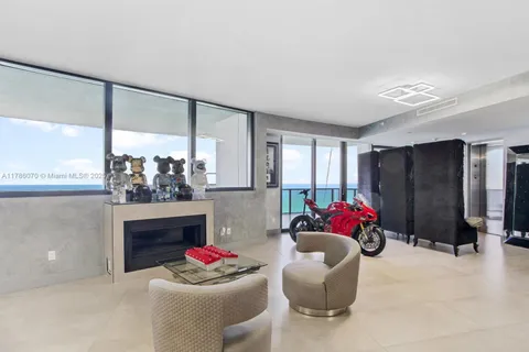 18555 Collins Ave # 5505, Sunny Isles Beach FL 33160