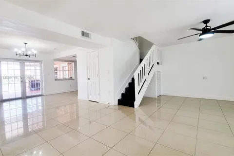 5320 W 26th Ave # 108, Hialeah FL 33016