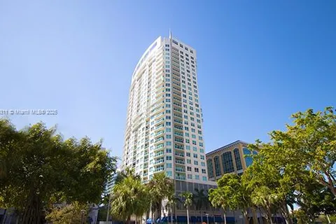 350 SE 2nd St, Fort Lauderdale FL 33301