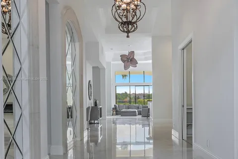 17937 Villa Club Way, Boca Raton FL 33496