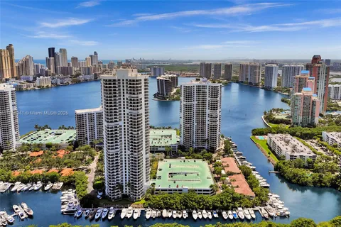 3500 Mystic Pointe Dr # 2101, Aventura FL 33180