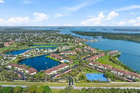 6081 SE Landing Way # 8, Stuart FL 34997