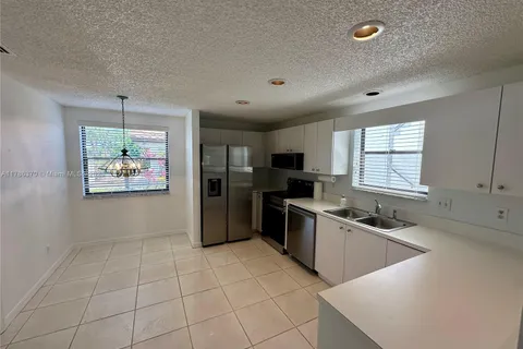 6081 SE Landing Way # 8, Stuart FL 34997