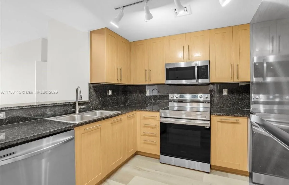 511 SE 5th Ave # 2109, Fort Lauderdale FL 33301