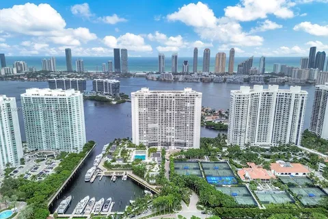 7000 Island Blvd # 2708, Aventura FL 33160